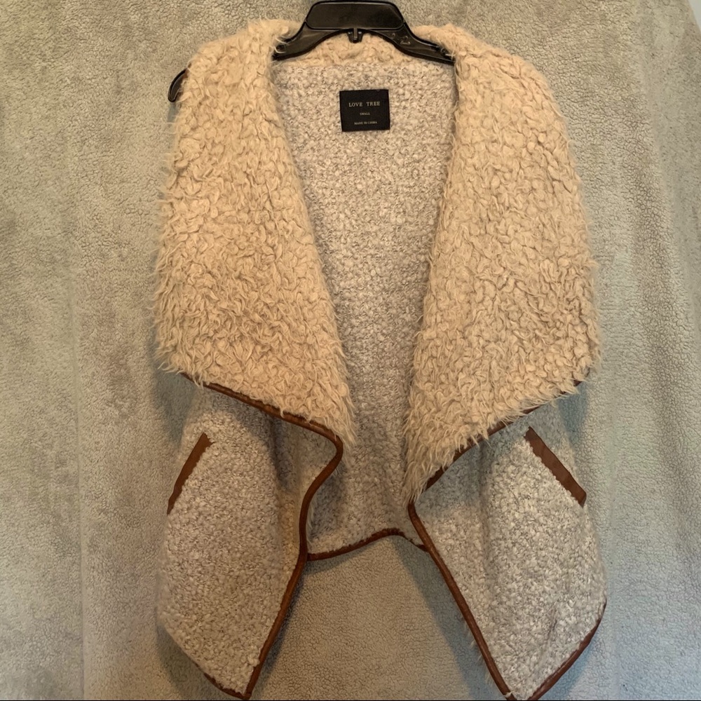 Love Tree Sherpa Vest